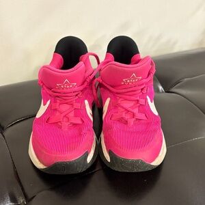 Kids' Star Runner Bright Pink Sneakers nike